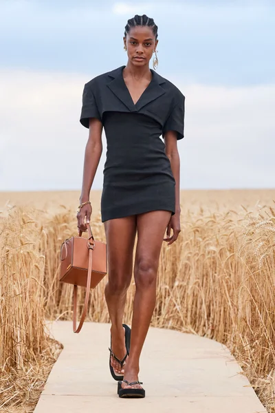 Look 43